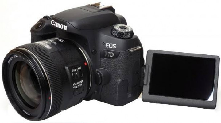 Canon eos 77D EF S 18-55MM STM SD 32GB